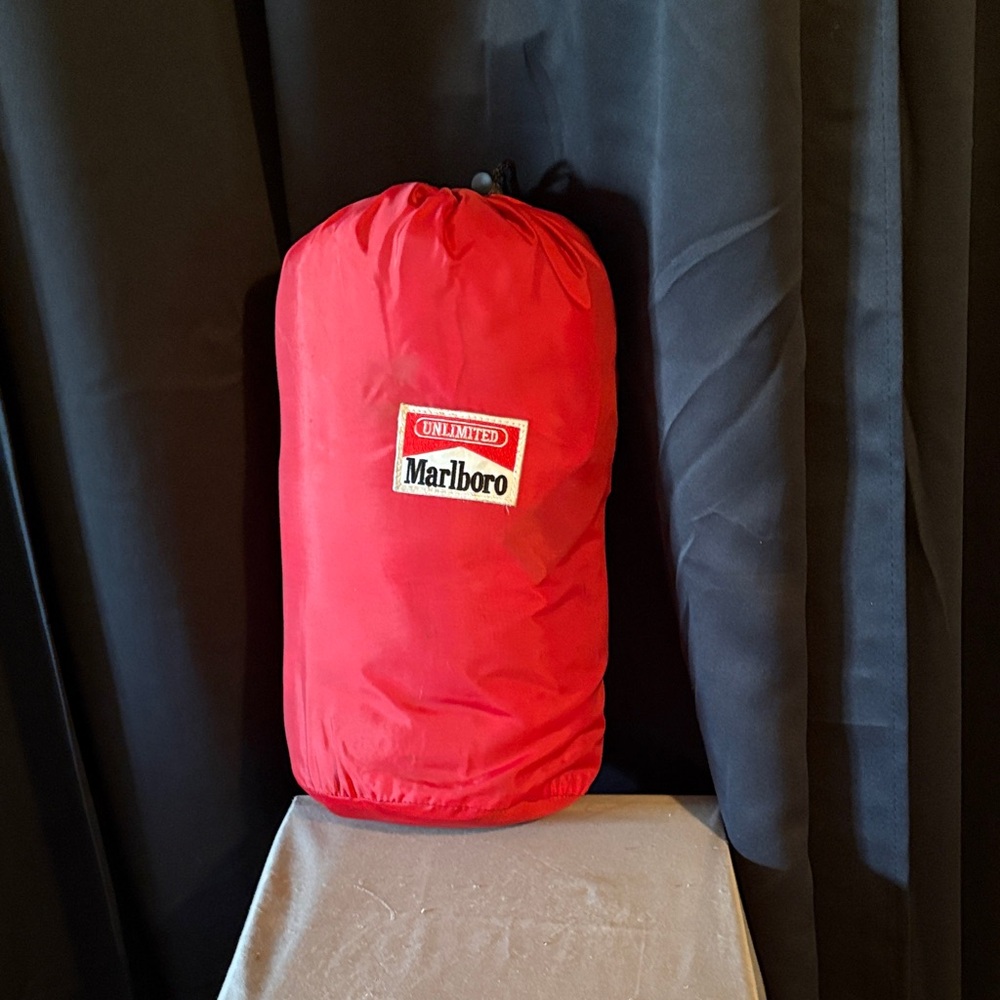 Marlboro Red Drawstring sleeping bag